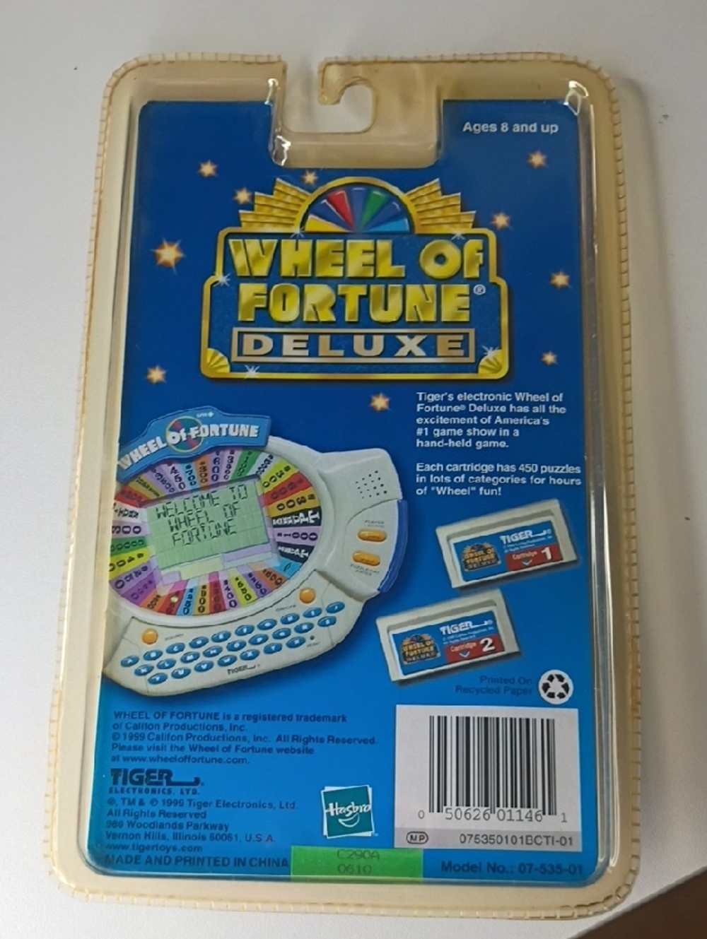 1998 Tiger Electronics Wheel of Fortune Deluxe handheld game two game cartridge - Picture 5 of 9